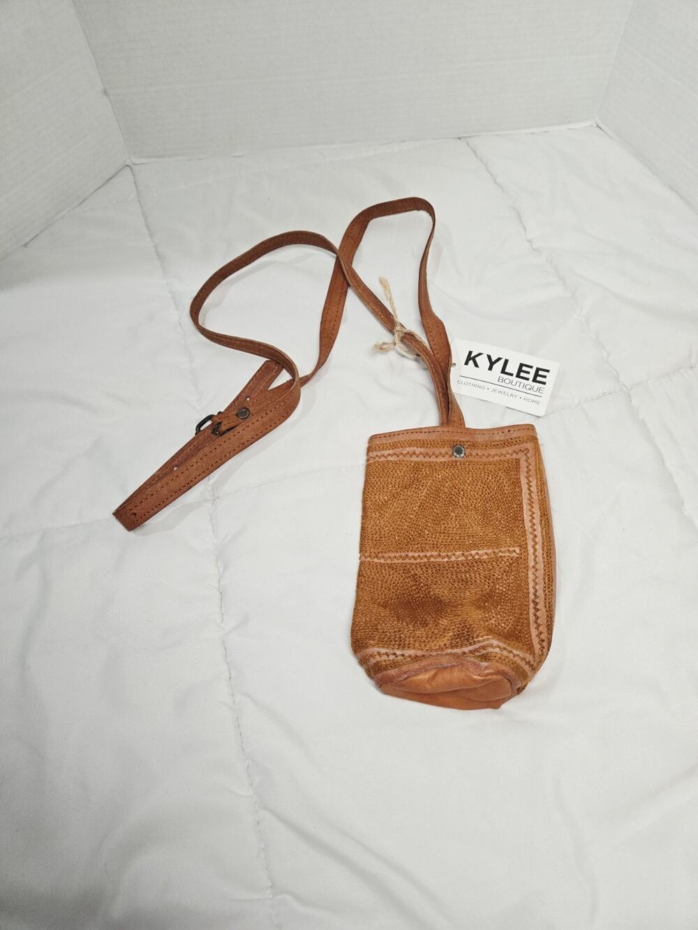 Kylee Boutique Lether Water Bottle Pouch Purse Mini Tote Crossbody Boho Indie